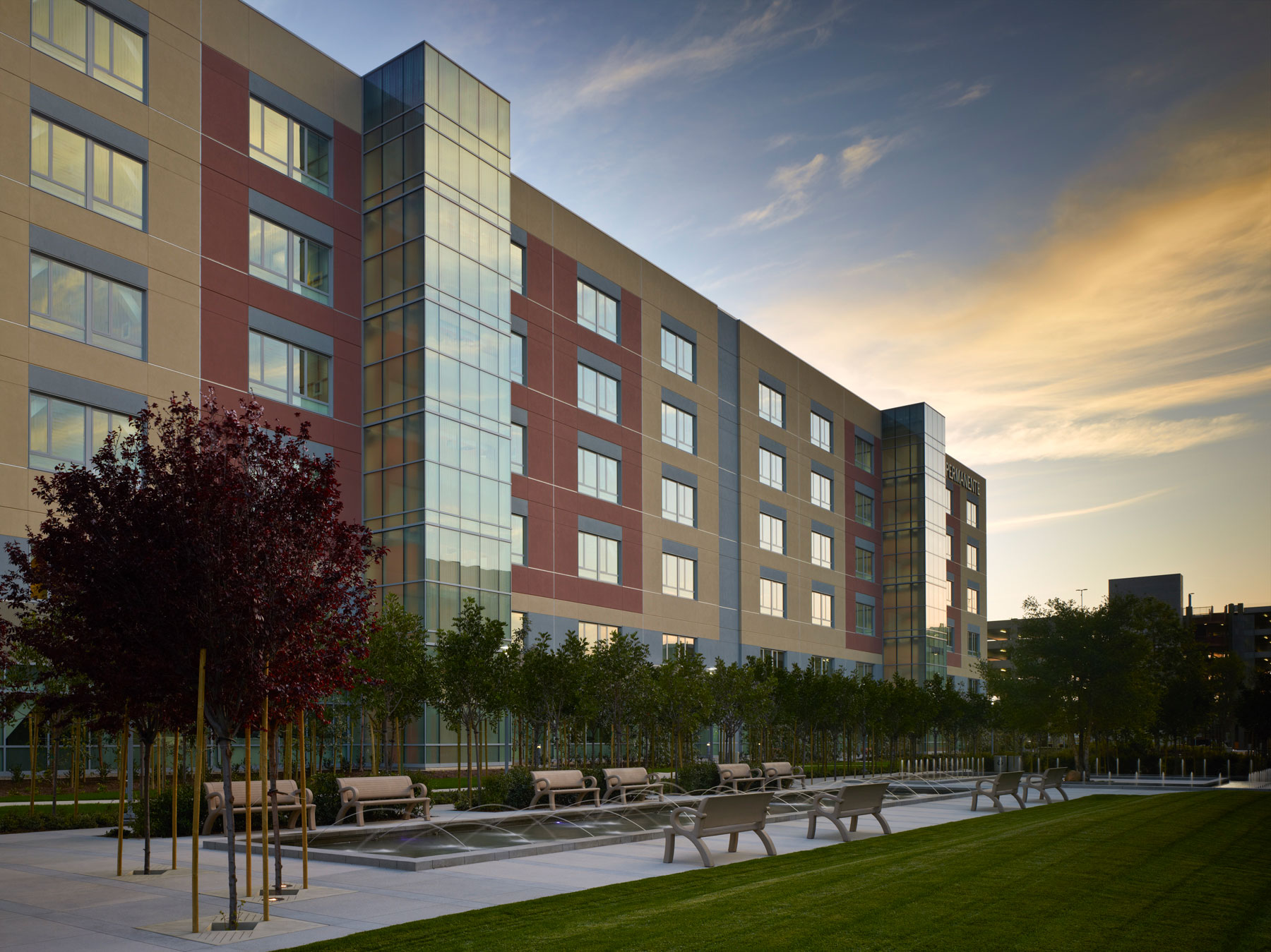 Kaiser Permanente Orange County Anaheim Medical Center Hensel Phelps