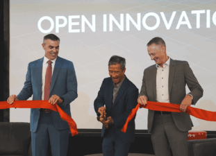 Ribbon cutting at the Diverge Innovation Center grand opening with the leaders behind it all.