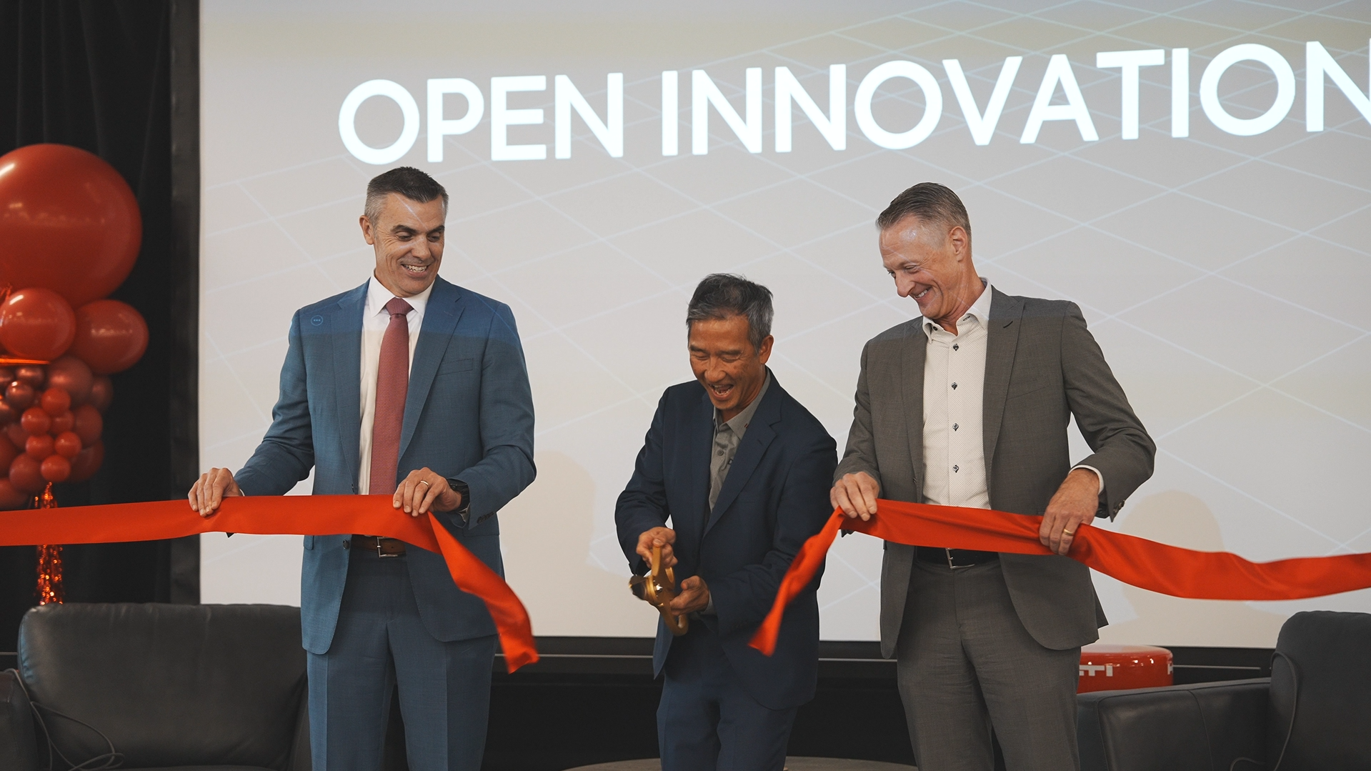 Ribbon cutting at the Diverge Innovation Center grand opening with the leaders behind it all.