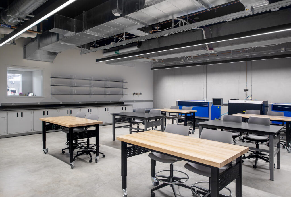 University of Washington Interdisciplinary Engineering Building Lecture Space